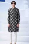 Buy_Arjan Dugal_Black Linen Embroidered Kurta Set _at_Aza_Fashions