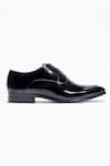 Amrit Dawani_Black Plain Toe Oxford Shoes_Online_at_Aza_Fashions