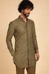 Arjan Dugal Green Chanderi , Cotton Geometric Kurta Set Online at Aza Fashions Arjan Dugal_Green Chanderi , Cotton Geometric Kurta Set _Online_at_Aza_Fashions