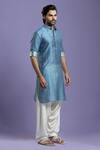 Kora By Nilesh Mitesh_Blue Silk Blend Bandhani Print Pathani Set_Online_at_Aza_Fashions