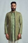 Buy_Arjun Kilachand_Green Suiting Embroidered Bundi And Kurta Set For Men_at_Aza_Fashions