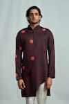 Buy_ARJUUN KILACHAND_Brown Cotton Silk Embroidered Asymmetric Kurta _at_Aza_Fashions