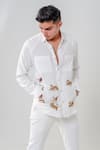 Buy_Amrit Dawani_White 100% Cotton Hand Painted Tiger Motif Shirt 