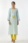Buy_Anantaa By Roohi_Green Silk Chanderi Floral Motifs Round Embroidered Kurta _at_Aza_Fashions