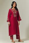 Anantaa by Roohi_Red Silk Chanderi Embroidered Floral Notched Kurta _Online_at_Aza_Fashions