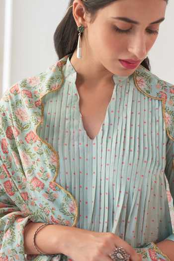Shop_Negra Elegante_Green Chanderi, Cotton Silk Digital Print, Mirror Work V Neck Peony Kurta Set _Online_at_Aza_Fashions