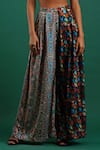 Nidhi Yasha_Grey Viscose Printed Sweetheart Neck Crop Top And Pant Set _at_Aza_Fashions