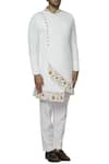 SOL by Piyush Dedhia_White Quilt Stretch Overlap Sherwani Set  _Online_at_Aza_Fashions