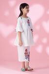 Banana Bee_White Floral Print Kurta Set For Girls_Online_at_Aza_Fashions