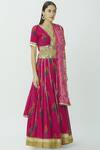 Kunwarani Ritu_Pink Muslin V Neck Printed Lehenga Set _Online_at_Aza_Fashions