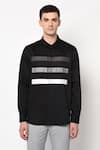 Buy_Lacquer Embassy_Black 100% Premium Cotton Slim Fit Shirt _at_Aza_Fashions