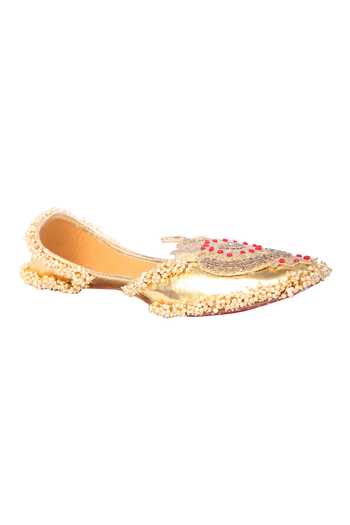 5elements_Gold Handcrafted Floral Embroidered Juttis _Online_at_Aza_Fashions