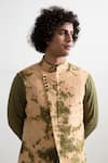 Buy_Bohame_Beige Bundi And Pant Linen Kurta Bamboo Blend Tie-dye & Set _Online_at_Aza_Fashions