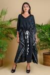 Buy_Dyelogue_Black Habutai Silk Bandhani Kaftan _at_Aza_Fashions