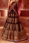 Buy_Tarun Tahiliani_Maroon Lehenga And Blouse Silk Velvet Embroidered Zari V Neck Saree Set _Online_at_Aza_Fashions