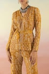 Buy_Basanti - Kapde Aur Koffee_Yellow Sequins Georgette Embroidered Floral V Neck Print Kurta And Flared Pant Set _Online_at_Aza_Fashions