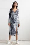 Buy_Bohame_Blue Muslin Silk Embroidery V Neck Erin Tie Dye Slit Dress _at_Aza_Fashions