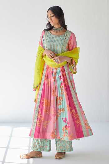 Buy_Rajiramniq_Pink Crepe, Modal Satin And Organza Floral, Pearl, Sequin Print Kurta Palazzo Set _Online_at_Aza_Fashions