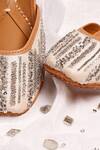 Label Deepti Bajaj_White Embellished Juttis _Online