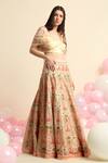 Buy_Priyanka Jain_White Dupion Silk Embroidered Floral Sweetheart Neck Lehenga And Blouse Set _at_Aza_Fashions