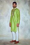 Shop_DiyaRajvvir_Green Cotton Silk Embroidered Straight Kurta_at_Aza_Fashions