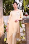 Buy_Linen Bloom_Peach 100% Linen Round Embroidered Asymmetric Kurta _at_Aza_Fashions