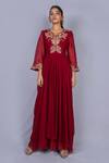 Buy_Ekru_Maroon Georgette V Neck Embroidered Organza Kurta _at_Aza_Fashions