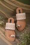 Buy_Miraki_Off White Embroidered Toe Ring Flats _at_Aza_Fashions