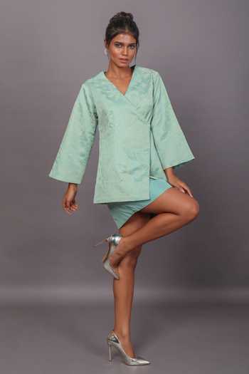 Buy_Couché By Anandini_Green Jacquard And Taffeta V Neck Textured Woven Jacket & Skirt Set _Online_at_Aza_Fashions