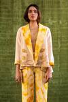 Buy_Kritika Murarka_Yellow Handloom Linen Tie And Dye Reversible Jacket_Online_at_Aza_Fashions