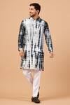 Buy_Hilo Design_Green Semi Raw Silk Tie Dye Tintle Kurta _at_Aza_Fashions