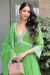 Buy_Neha Khullar_Green Chanderi Silk And Mulmul Embroidery Thread & Zari V Neck Neckline Kurta Set _at_Aza_Fashions