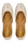 Buy_Imlee Jaipur_White Silk Embroidered Juttis _at_Aza_Fashions