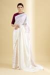 Buy_Injiri_White Cotton Chanderi Bandhani Saree With Unstitched Blouse Fabric_at_Aza_Fashions