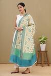 Buy_Samyukta Singhania_White Handloom Banarasi Silk Dupatta_Online_at_Aza_Fashions