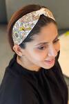 Payal Singhal_White Embroidered Zuri Bird Headband_Online_at_Aza_Fashions