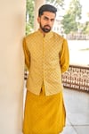 Buy_JAYANTI REDDY_Yellow Raw Silk Embroidered Chikankari Sequins Bundi And Kurta Set  _at_Aza_Fashions