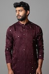 Buy_Paarsh_Purple Linen Satin Embroidered Pintuck Filigree Mirror Work Kurta Set For Men_Online_at_Aza_Fashions