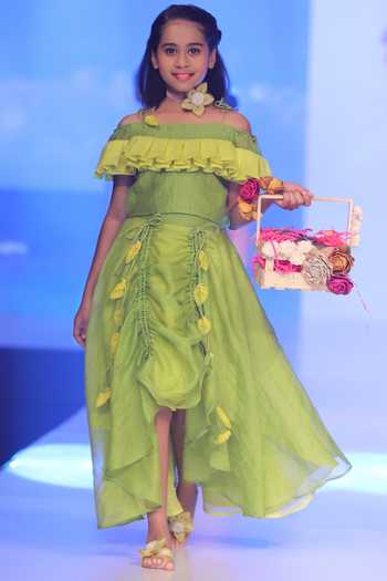 Shop_Kirti Agarwal - Pret N Couture_Green Organza, , Satin Applique Pleated Off Shoulder Skirt Set _at_Aza_Fashions