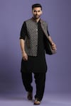 Buy_Kora By Nilesh Mitesh_Black Silk Blend Embroidered Geometric Bundi And Kurta Set _at_Aza_Fashions