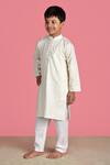 Buy_The Cotton Staple_White Cotton Striped Kurta Set _Online_at_Aza_Fashions