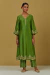 Buy Ikshita Choudhary Green Chanderi Silk Floral V Neck Kurta And Pant Set at Aza Fashions Buy_Ikshita Choudhary_Green Chanderi Silk Floral V Neck Kurta And Pant Set_at_Aza_Fashions