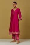 Ikshita Choudhary_Magenta Chanderi Silk Embroidered Floral V Neck Kurta And Pant Set For Women_Online_at_Aza_Fashions