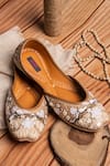 Buy_Kasually Klassy_Beige Leather Embroidered Juttis_at_Aza_Fashions