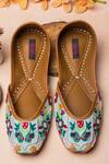 Buy_Kasually Klassy_Blue Leather Bird Embroidered Juttis_at_Aza_Fashions