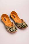 Kasually Klassy_Green Embroidered Juttis _Online_at_Aza_Fashions