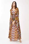 Buy_KoAi_Maroon Chiffon Printed Dabu V Neck Kaftan _at_Aza_Fashions