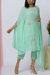 Buy_Aariyana Couture_Green Georgette Round Neck Embroidered Kurta Set  _at_Aza_Fashions