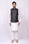 Buy_Samyukta Singhania_Grey Art Silk Na Textured Sleeveless Nehru Jacket Kurta Set_Online_at_Aza_Fashions