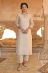 Buy_KARAJ JAIPUR_White Kurta Chanderi Pant Cotton Dupatta Kota Doriya Set _Online_at_Aza_Fashions
